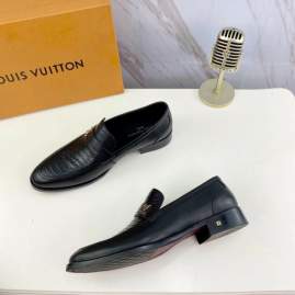 Picture of Louis Vuitton Shoes _SKULVsz38-44mnf020714101